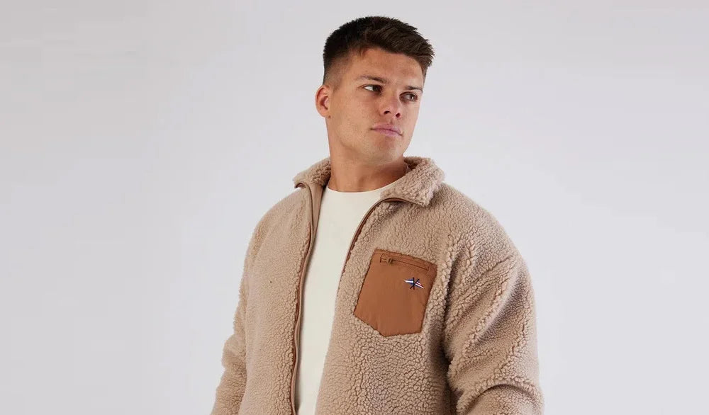 Embrace Cozy Style with Vintage Fleece in the UK: A Nod to Nostalgia and Comfort